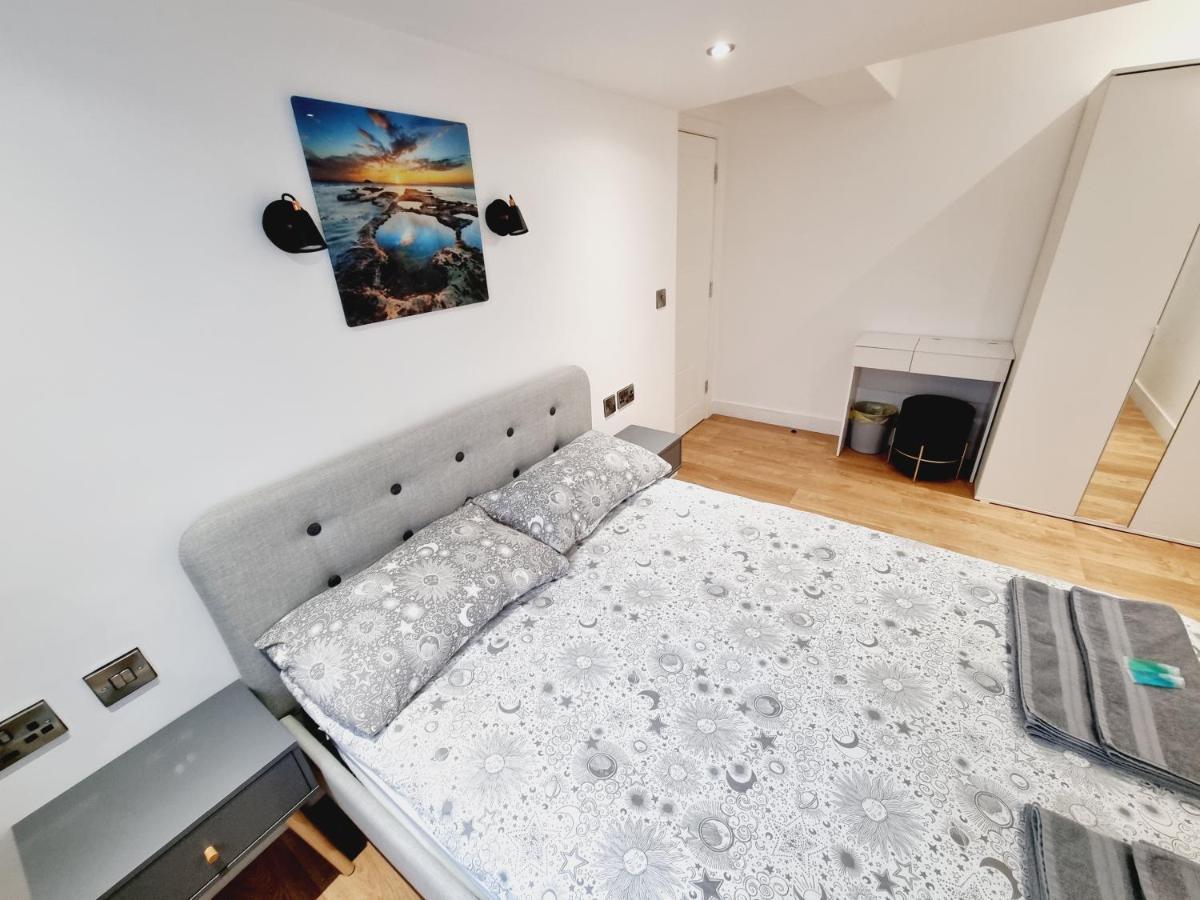 Lmk, Spacious 1 Bedroom Ground Floor Apartment, Ev Charger, Free Parking Wi-Fi, Great Location Белфаст Екстериор снимка
