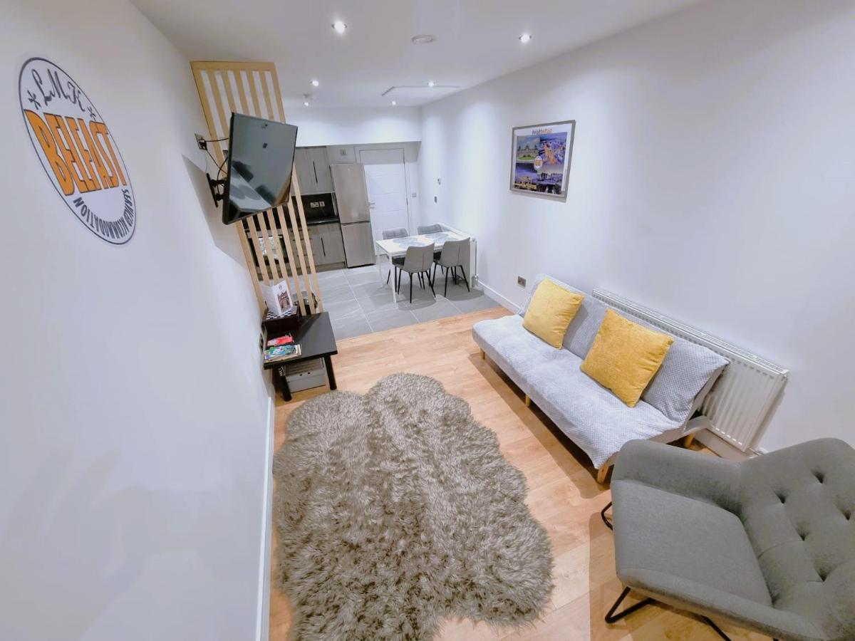 Lmk, Spacious 1 Bedroom Ground Floor Apartment, Ev Charger, Free Parking Wi-Fi, Great Location Белфаст Екстериор снимка